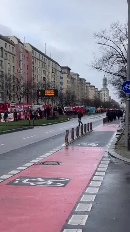 Видео от ☭ КОММУНИСТИЧЕСКИЙ МИР ☭