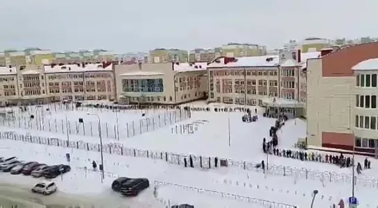 Мегаполис - Хоровод оказался эвакуацией - Нижневартовск