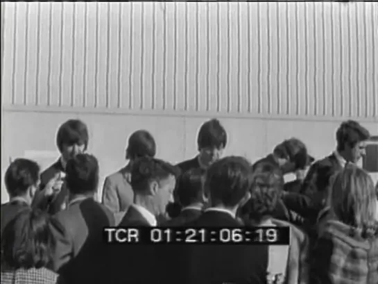 [1964.09.21] New York City. An outdoor early morning interview + airport footage