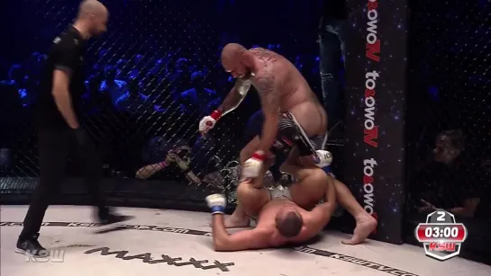 Снял трусы с соперника [Tomasz Narkun vs. Phil De Fries  23.03.2019 KSW 47]