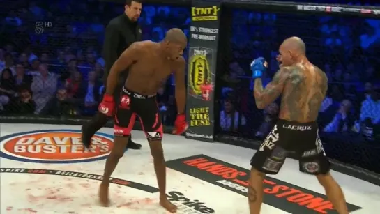 Michael Page vs. Evangelista Santos KO [16.07.2016 Bellator 158]