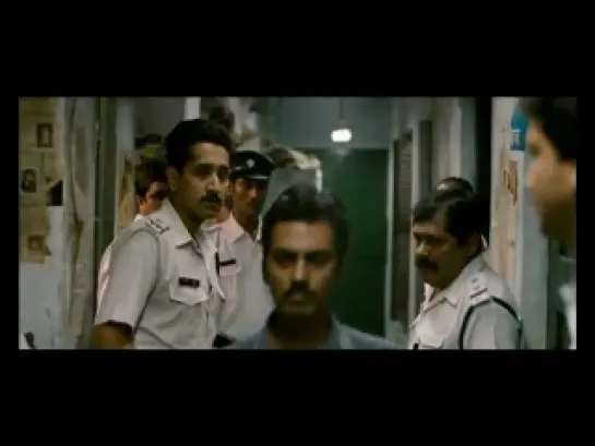 Kahaani (2012) - Piya Tu Kaahe Rootha Re