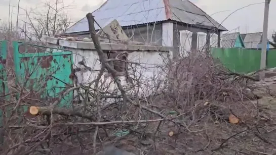 В Петровском районе Донецка ранена женщина — ВСУ положили несколько снарядов НАТОвского калибра по частному сектору