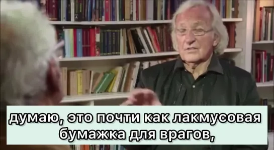 Австралийский кинорежиссер, журналист и общественный деятель Джон Пилджер объяснил причину популярности Путина