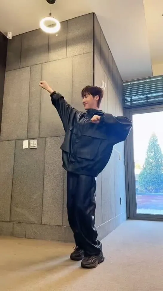 [TIKTOK] 230206 rbw_onewe