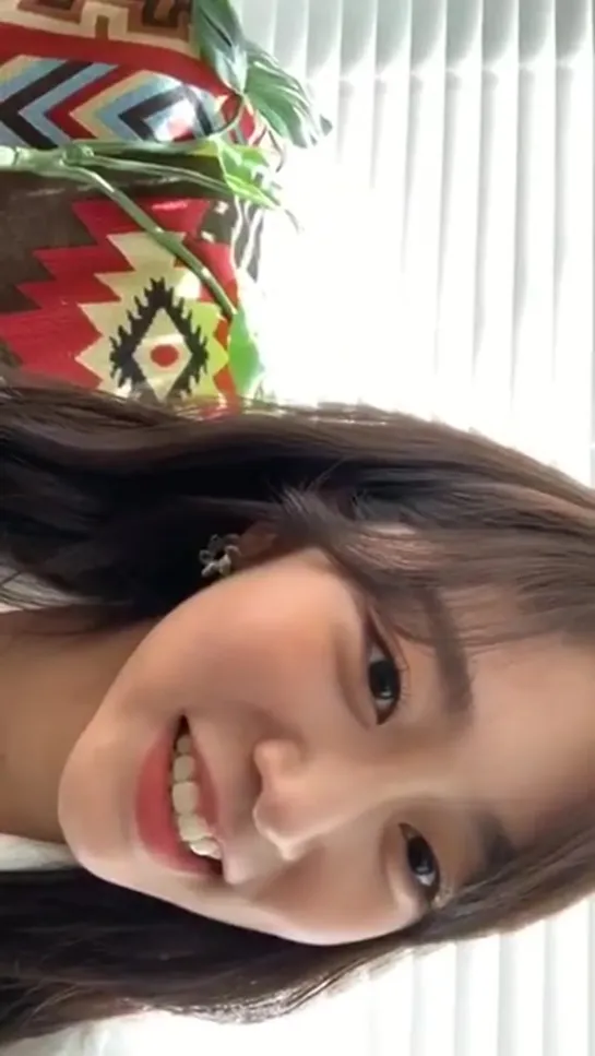 200413 jisoo instagram live bnt