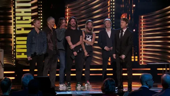 Paul McCartney inducts Foo Fighters into the Rock & Roll Hall Of Fame (31.010.2021)