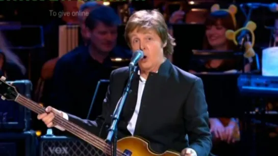 Paul McCartney – Children In Need (2009.011.12) Zoom