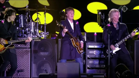 Paul McCartney – A Hard Day's Night / Can't Buy Me Love (2016.006.14) Pinkpop Highlights 2016