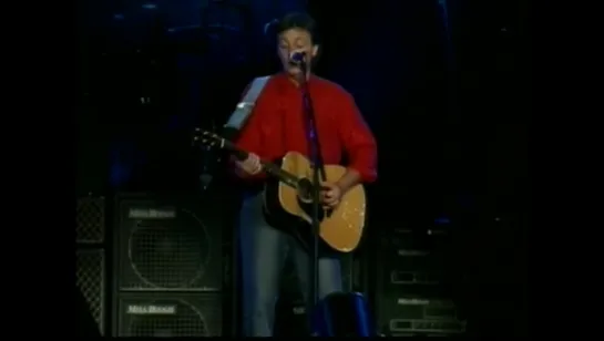 Paul McCartney – Blackbird (11/36) Live in Madrid (30.05.2004)