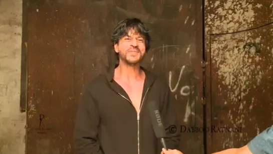 SRK Talks About Posing For Dabboo Ratnani s 2016