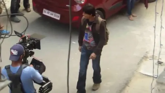 Shahrukh Khans Fans Shooting Wraps-Up! - Watch Now!