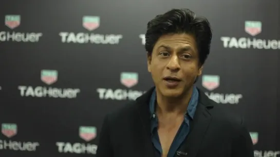 Shah Rukh Khan Describes Himself In 3 Words!