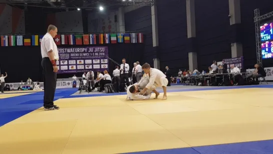 Abdulbari Guseinov (brown belt) -Maciej Kozak (black belt), 1/2 final