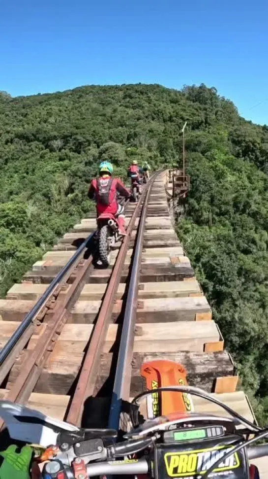 Видео от Чоппер или мото без пластмассы