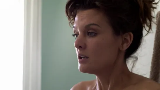 Frankie Shaw Nude - SMILF s02e00 (2018) HD 1080p