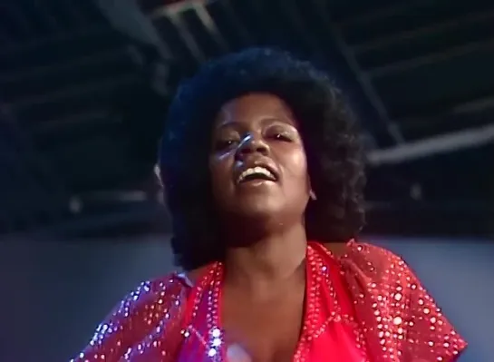 Gloria Gaynor - Never Can Say Goodbye  -  Reach Out Ill Be There