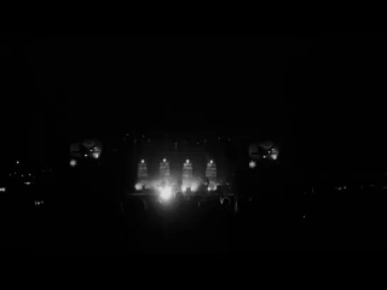 Trentemøller  - Never Stop Running Live feat. Marie Fisker