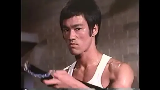 Bruce Lee - Nunchaku