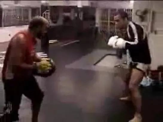 Wanderlei Silva training at Chute Boxe