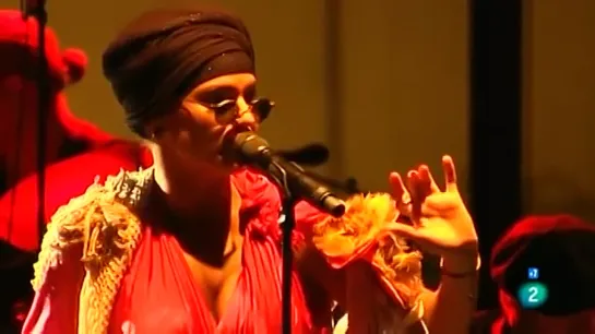 Melody Gardot - Impossible Love (Live)