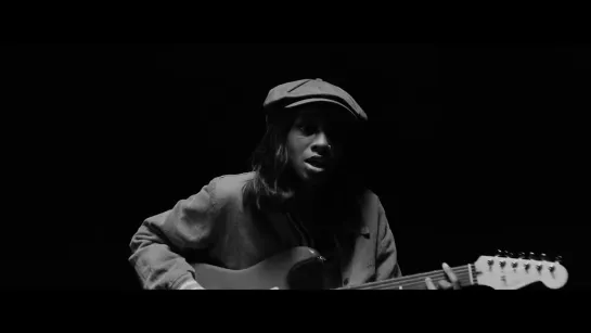 Little Simz - Poison Ivy (feat. Tilla)