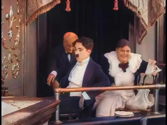 A Night in the Show - Charlie Chaplin (1915)