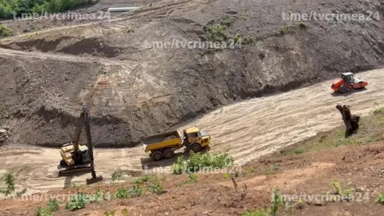 В Крыму активно идёт строительство участка дороги на трассе «Граница с Херсонской областью — Симферополь — Алушта — Ялта»