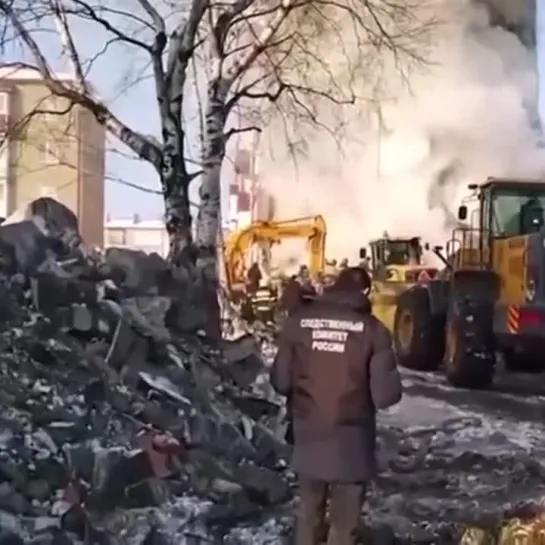 #Сахалин на связи Взорвался и обрушился подъезд дома.