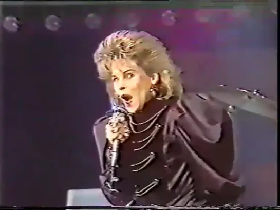 C.C. Catch - V.I.P.  + Are You Man Enough A Tope, TV Spain, 15.07.1987) MTW