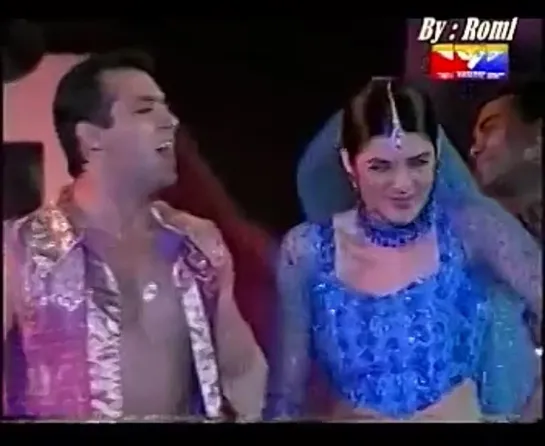 Сушмита Сен и Салман Кхан на концерте | Sushmita Sen, Salman Khan performance | болливуд | индийское кино