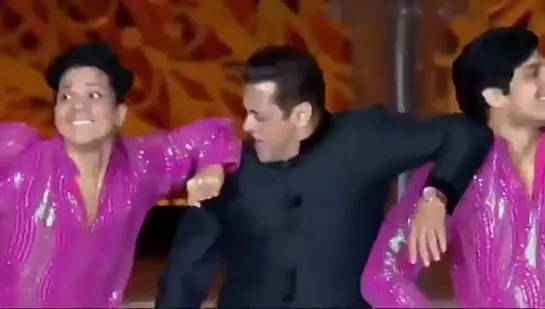 Salman Khan performance 2024 Ambani | Салман Кхан | болливуд | индийское кино