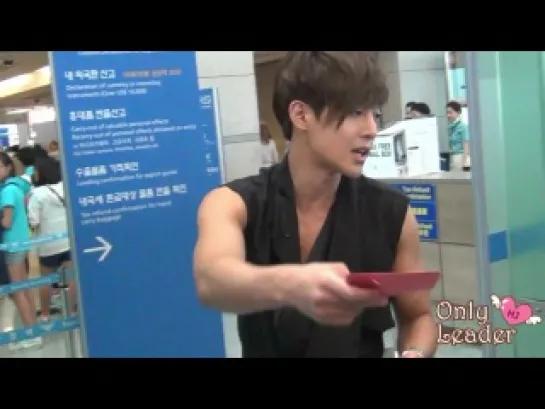 Kim Hyun Joong @ incheon airport departed - Bangkok