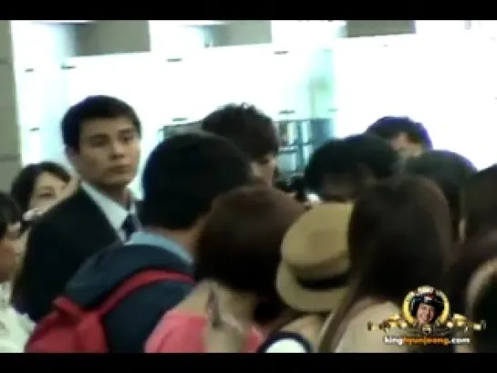 KIM HYUN JOONG 김현중 fancam - Incheon Itnl' Airport