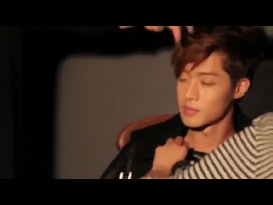 Kim Hyun Joong BTS Vogue Jap Magazine + Message