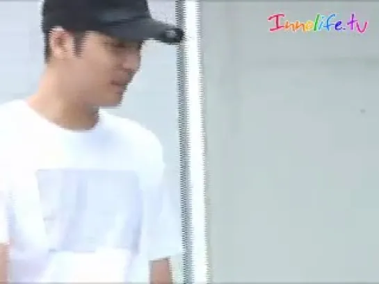 KyuJong JeonJu 35 farewell to fans P1 by Innolife TV