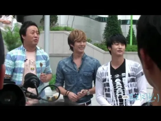 Heo Young Saeng, Kim Kyu Jong & Kim Hyung Jun - "God of Cookery Road" Filming