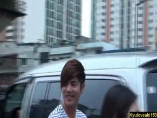 Kim Kyu Jong - God of Cookery Road Filming