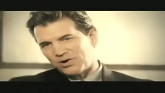 Chris Isaak - We Let Her Down