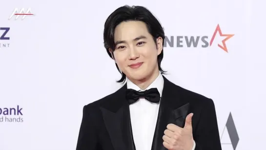 231213 Suho на Red Carpet на 2023 Asian Artist Awards