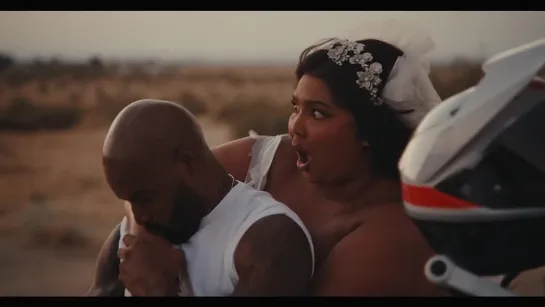 Lizzo - 2 Be Loved (Am I Ready) [720p HD]