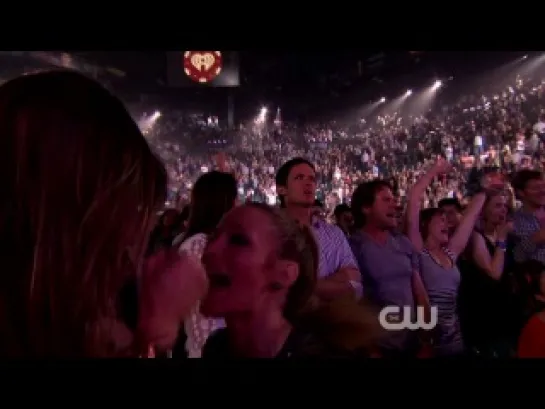 Queen feat. Adam Lambert - We Will Rock You, We Are the Champions (Live iHeartRadio Music Festival 2013)