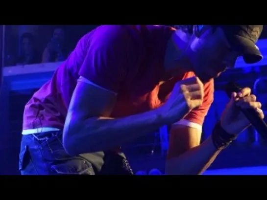 Enrique Iglesias - 'Lloro Por Ti' (NYC - May 14th, 2013)