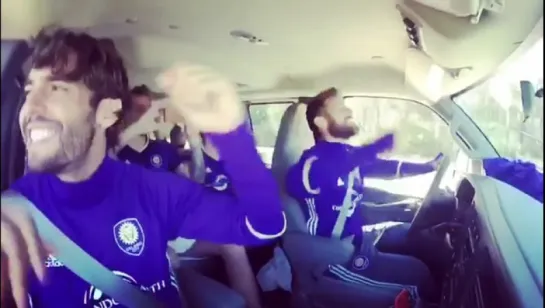 Ricardo Kaka with Orlando FC singing "El Perdon"