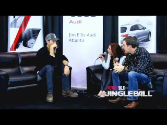 Enrique Iglesias In Backstage at Power 96.1's Jingle Ball - Atlanta's New Hit Music Station 2012