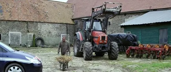 Bruno Dumont - P'tit Quinquin / Li'l Quinquin (2014) (1/4) Language: French