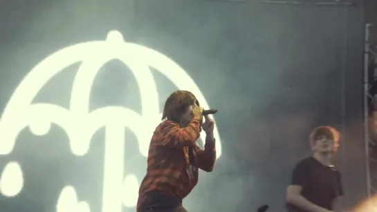 Bring Me The Horizon - Happy Song (Live From Leeds Festival 2015) (Alternative Metal)