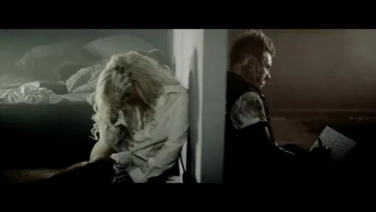 Papa Roach - Gravity feat. Maria Brink