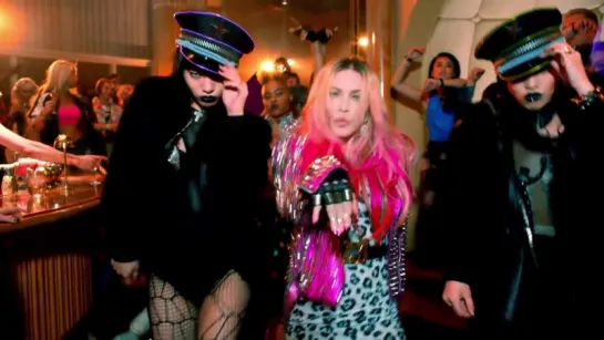 Madonna - Bitch Im Madonna ft. Nicki Minaj