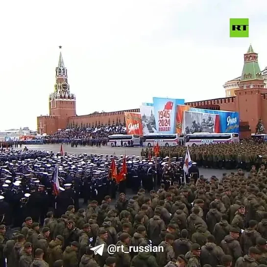 На Красной площади в Москве — последние приготовления к параду в честь Дня Победы